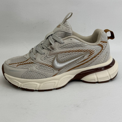 کتونی نایکی پی-۶۰۰۰ (Nike P-6000)