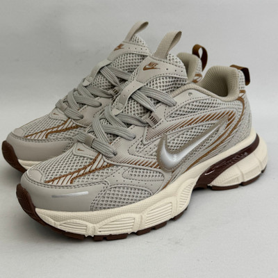 کتونی نایکی پی-۶۰۰۰ (Nike P-6000)